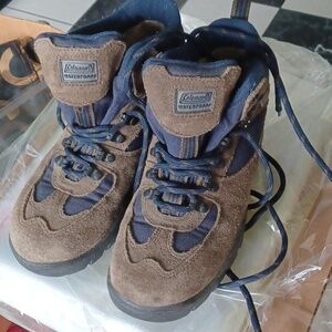 Coleman Hiking Boots, gortex, waterproof